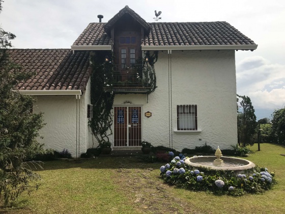 Cartago, 3 Bedrooms Bedrooms, 3 Rooms Rooms,3 BathroomsBathrooms,Casa,Venta,1272 Cartago, 3 Bedrooms Bedrooms, 3 Rooms Rooms,3 BathroomsBathrooms,Casa,Venta,1272