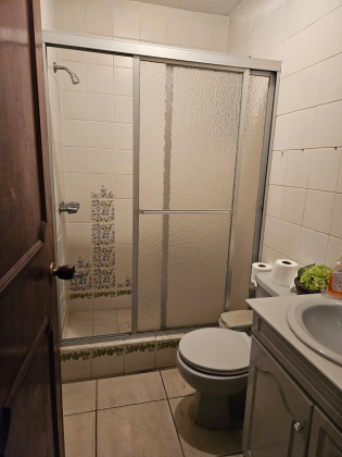 plaza del sol, San Jose, 12 Rooms Rooms,5 BathroomsBathrooms,Office,Alquiler,1357