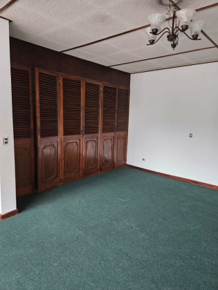 El Prado, San Jose, 12 Rooms Rooms,5 BathroomsBathrooms,Office,Venta,1359 El Prado, San Jose, 12 Rooms Rooms,5 BathroomsBathrooms,Office,Venta,1359