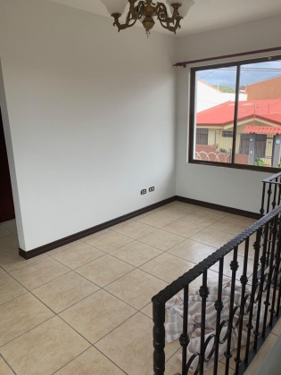 Heredia, 2 Bedrooms Bedrooms, ,1 BathroomBathrooms,Apartment,Venta,1439