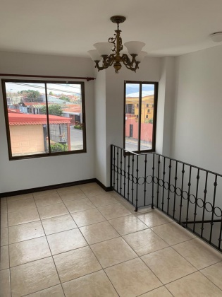 Heredia, 2 Bedrooms Bedrooms, ,1 BathroomBathrooms,Apartment,Venta,1439