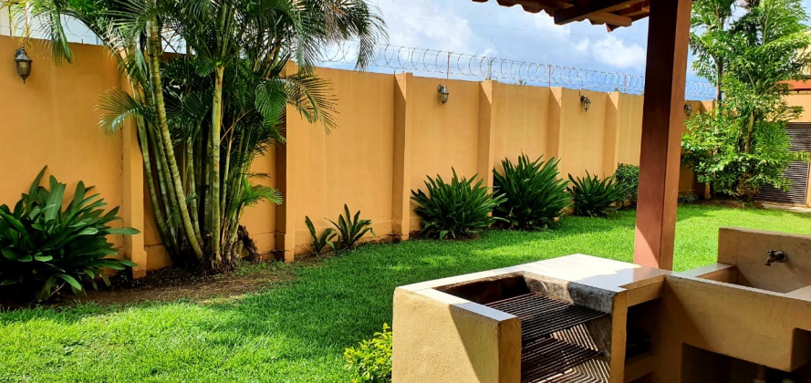 San Jose, 3 Bedrooms Bedrooms, 3 Rooms Rooms,1 BathroomBathrooms,Casa,Alquiler,1449 San Jose, 3 Bedrooms Bedrooms, 3 Rooms Rooms,1 BathroomBathrooms,Casa,Alquiler,1449