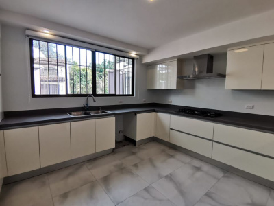 Freses, San Jose, 5 Bedrooms Bedrooms, 4 Rooms Rooms,3 BathroomsBathrooms,Casa,Venta,1509
