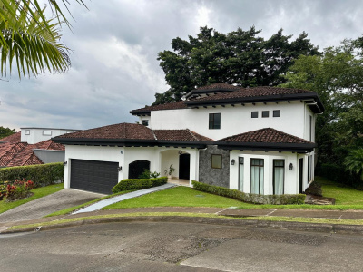 San Jose, 4 Bedrooms Bedrooms, 4 Rooms Rooms,4 BathroomsBathrooms,Casa,Venta,1660 San Jose, 4 Bedrooms Bedrooms, 4 Rooms Rooms,4 BathroomsBathrooms,Casa,Venta,1660