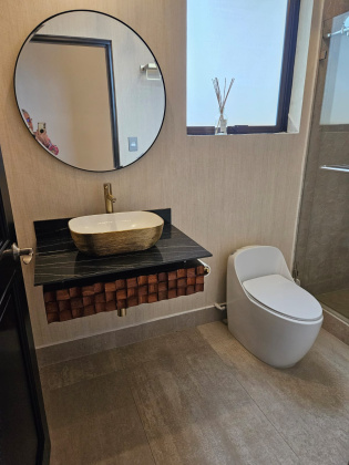 San Jose, 4 Bedrooms Bedrooms, 4 Rooms Rooms,4 BathroomsBathrooms,Casa,Venta,1660