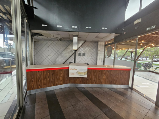 San Jose, ,Local Commercial,Alquiler,1667 San Jose, ,Local Commercial,Alquiler,1667